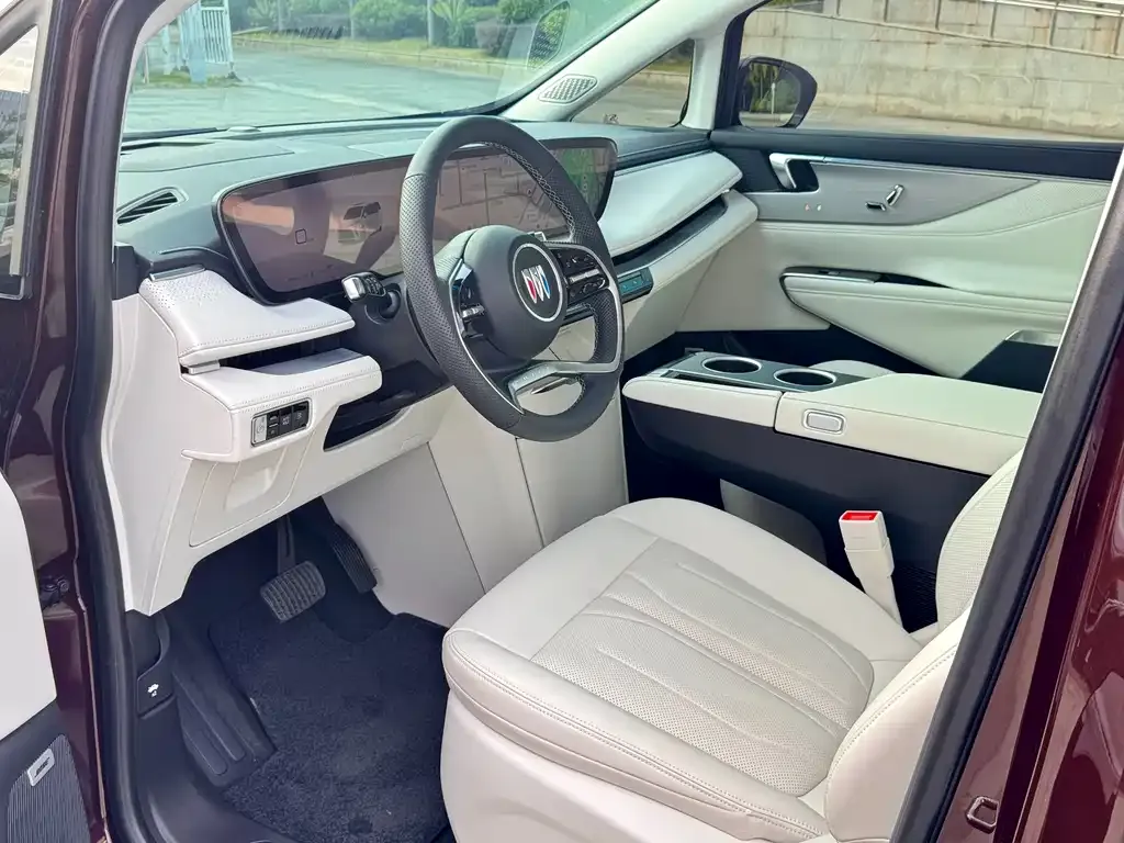 Buick GL8 Hybrid — фото 4
