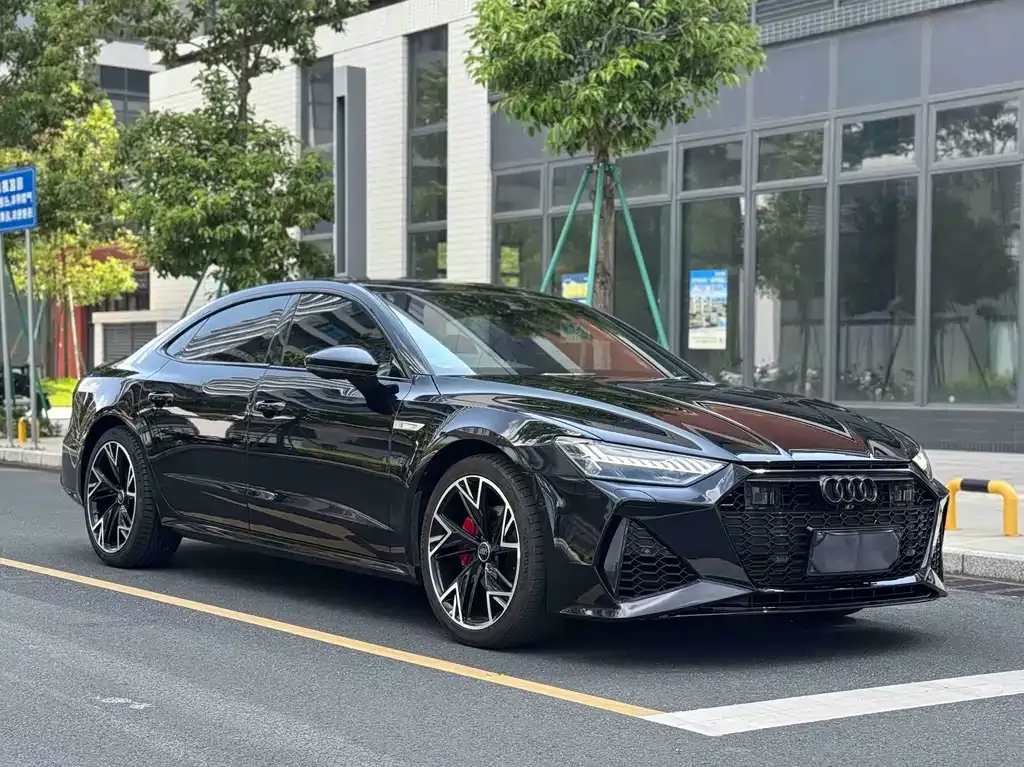 Audi A7L — фото 9