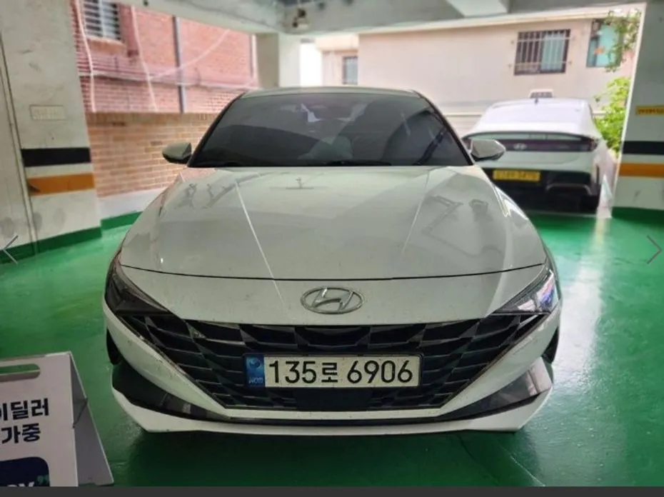 Hyundai AVANTE — фото 1
