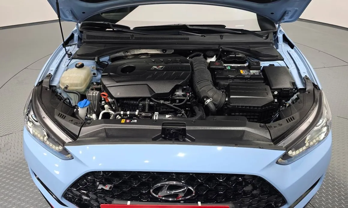 Hyundai Veloster — фото 9