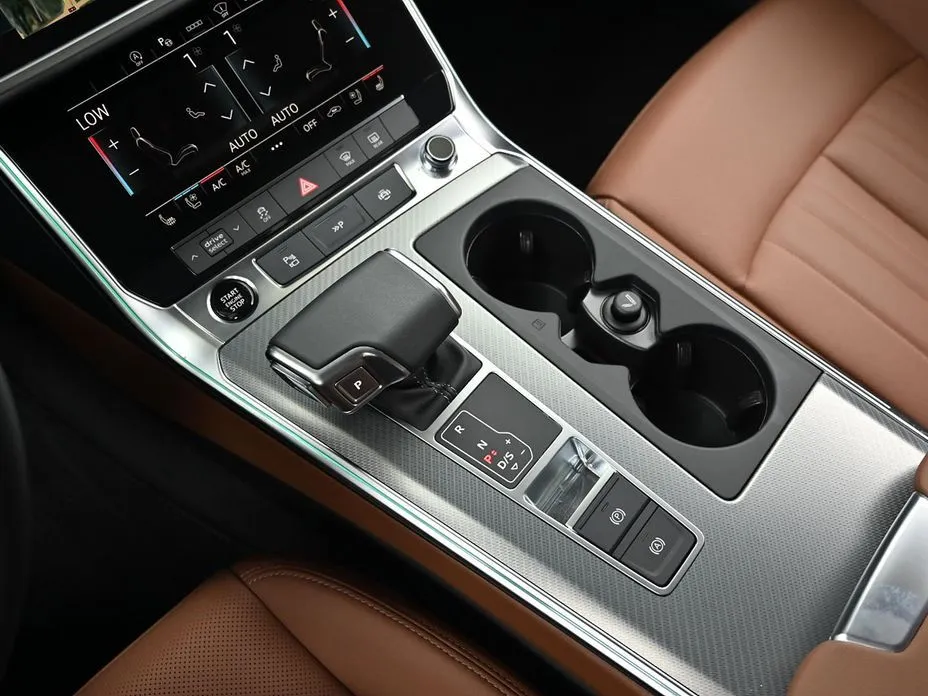 Audi A6 — фото 9
