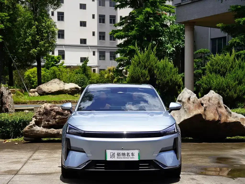 Geely Galaxy L6 — фото 10