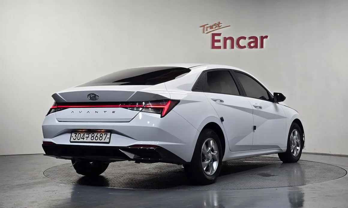 Hyundai AVANTE — фото 2