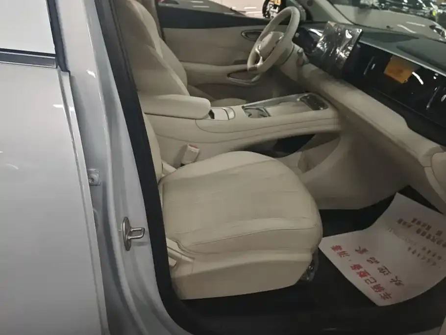 BYD Seal 05 DM-i — фото 7