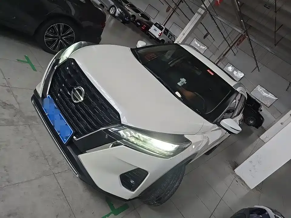 Nissan Kicks — фото 1