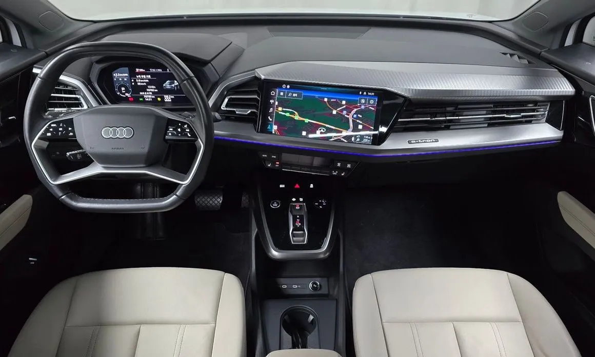 Audi Q4 e-tron — фото 10