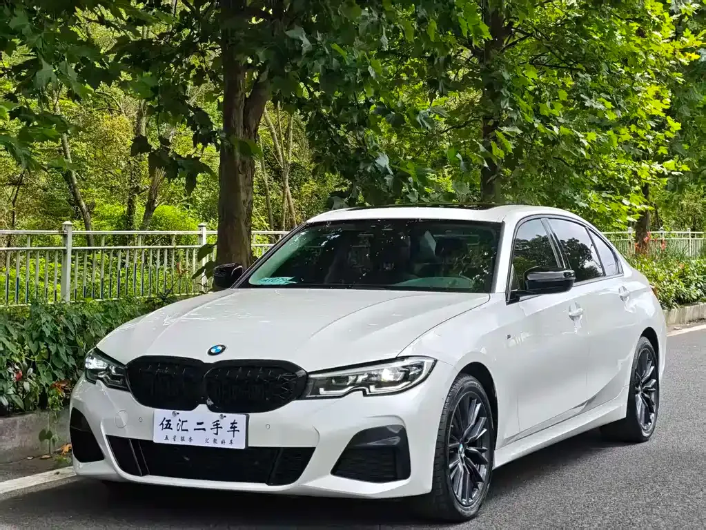 BMW 3 Series — фото 1