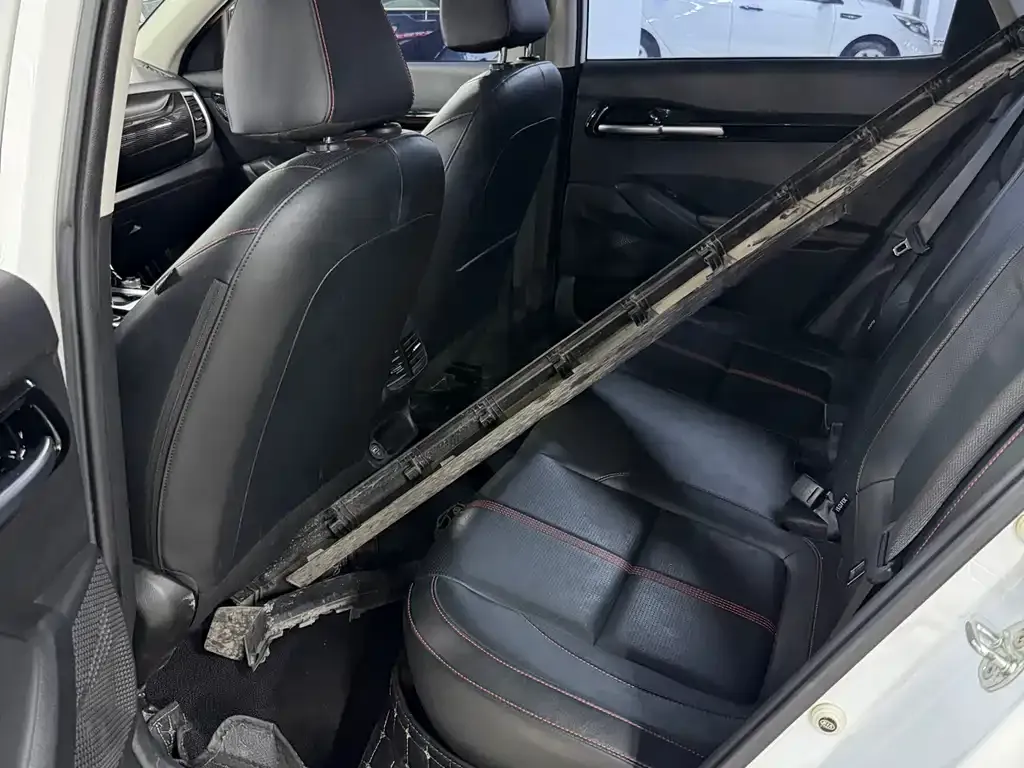 Kia KX3 — фото 4