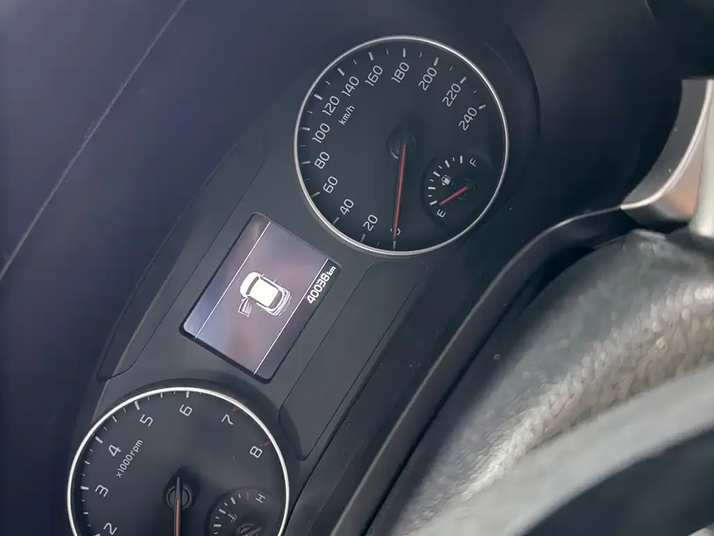 Kia KX3 — фото 3