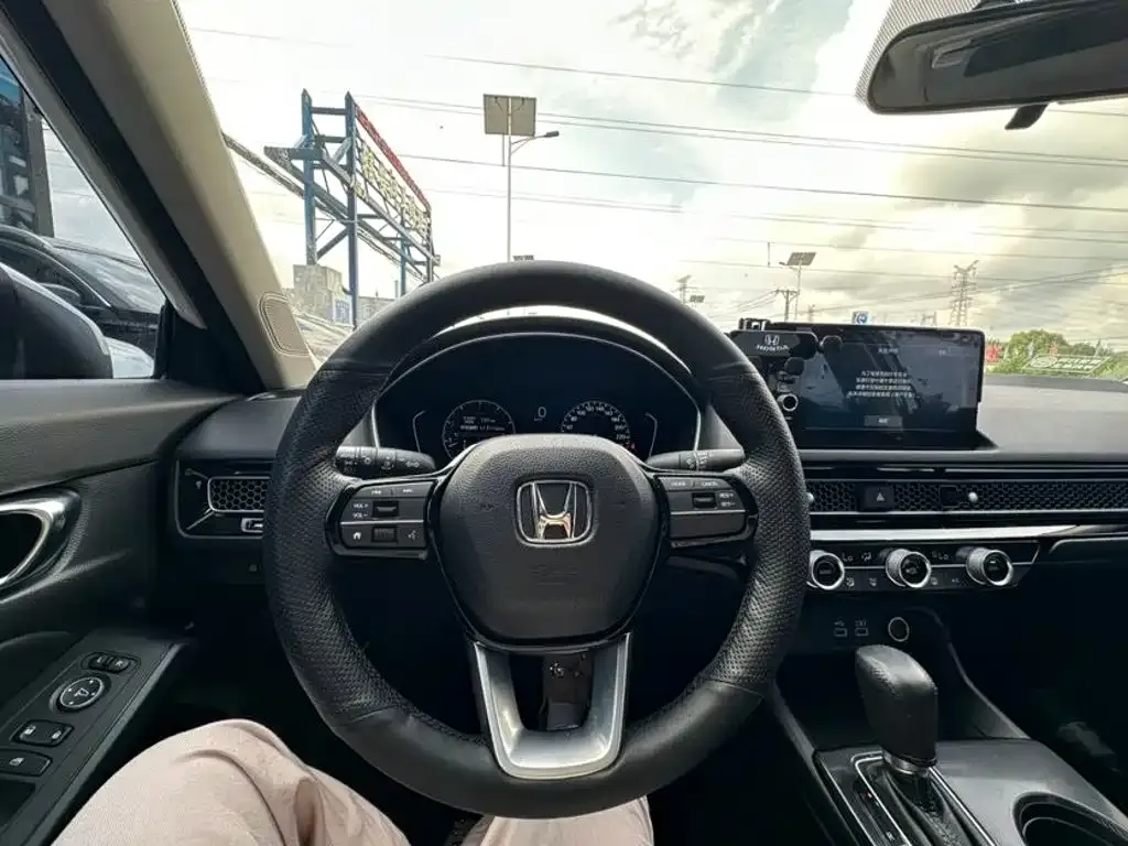 Honda Civic — фото 5