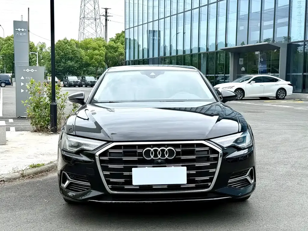 Audi A6L — фото 4