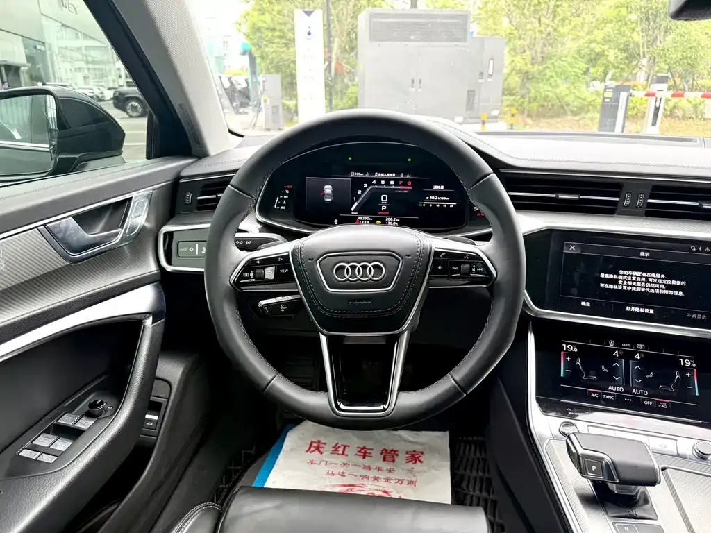 Audi A6L — фото 6