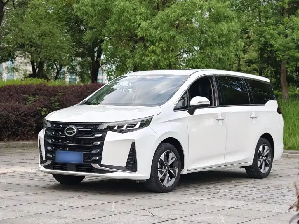 GAC Motor Trumpchi M6 — фото 1