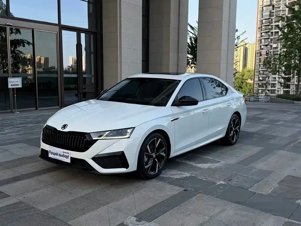 Skoda Octavia — фото 1
