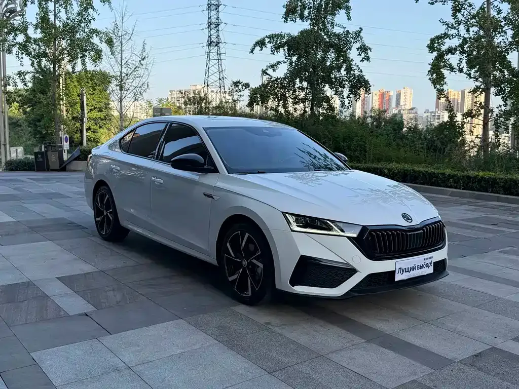 Skoda Octavia — фото 10