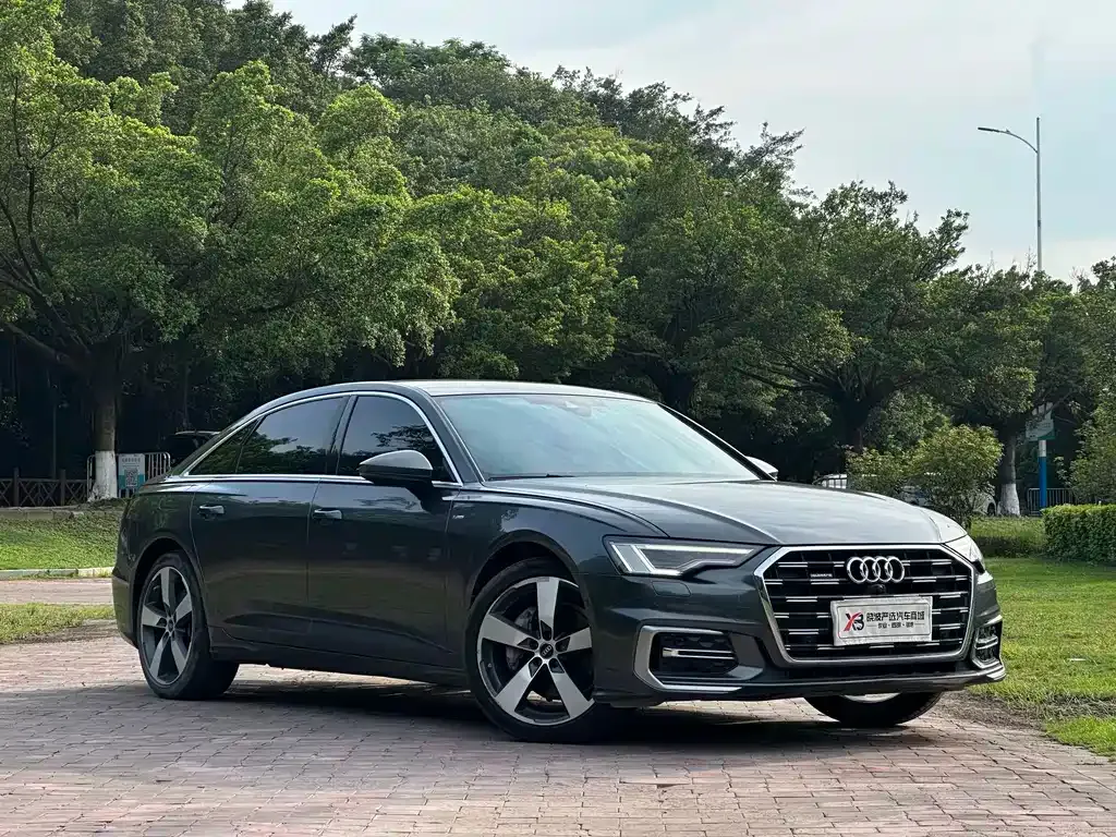Audi A6L — фото 6