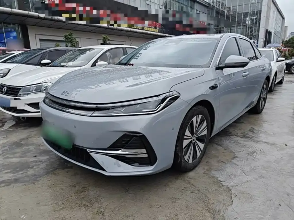 Geely 银河A7 EM — фото 1