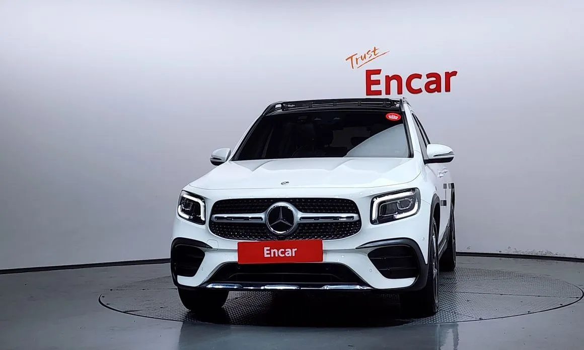 Mercedes-Benz GLB-Class — фото 10
