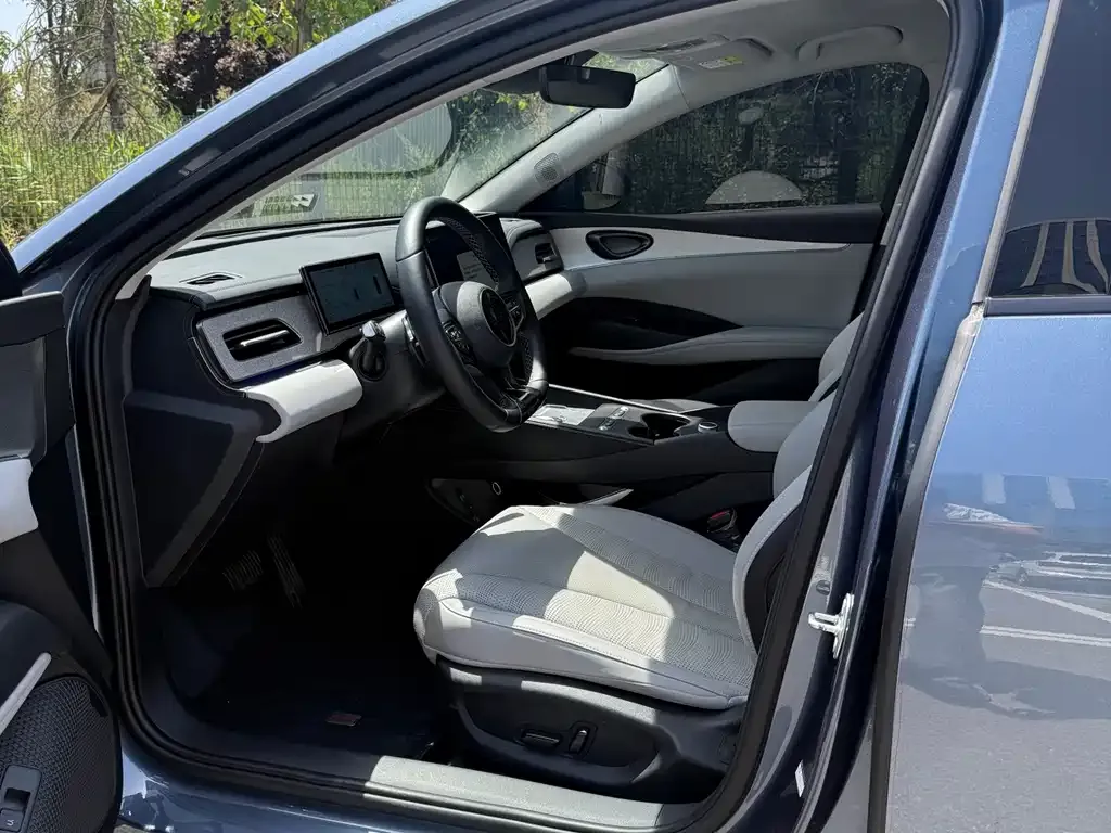 BYD Seal 06 DM-i Touring Edition — фото 3