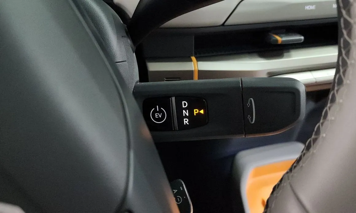 Kia EV3 — фото 6