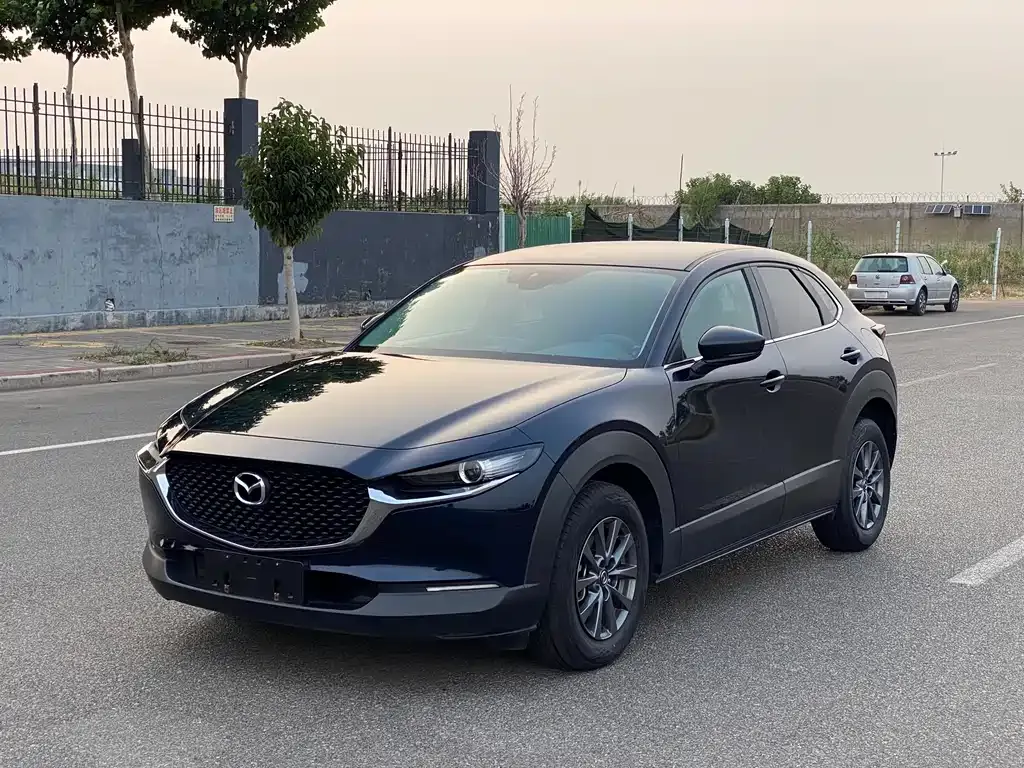 Mazda CX-30 — фото 1