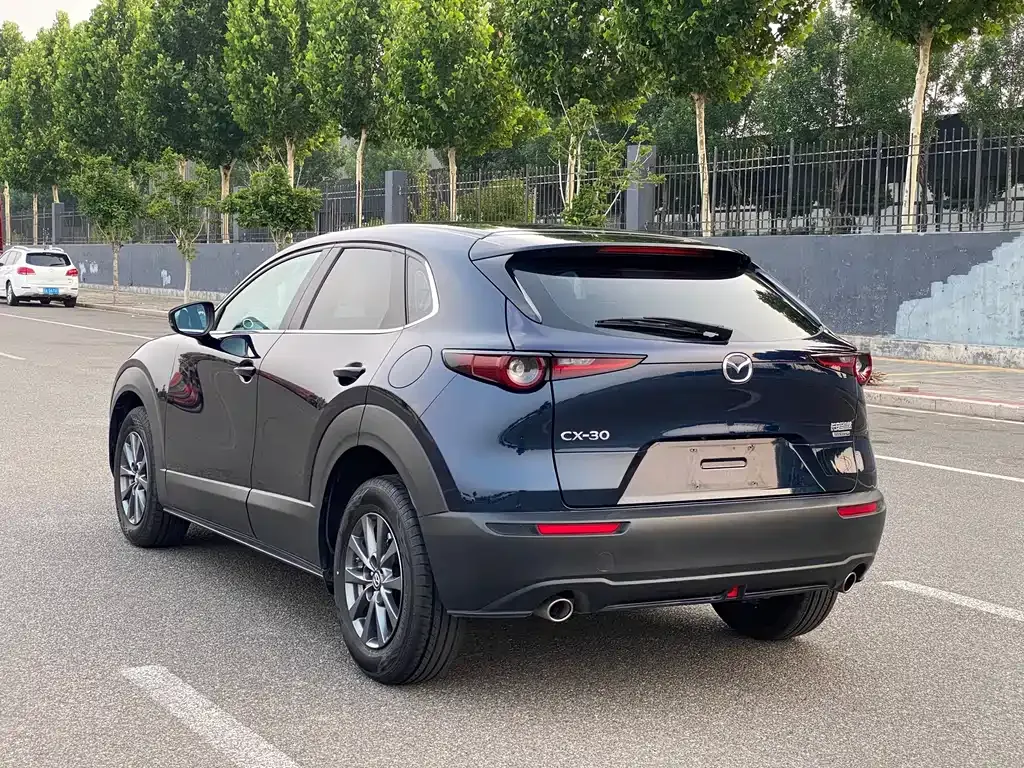 Mazda CX-30 — фото 7