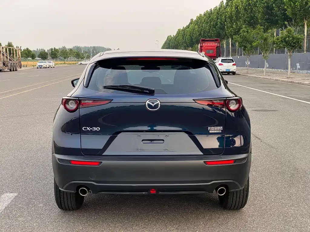 Mazda CX-30 — фото 4