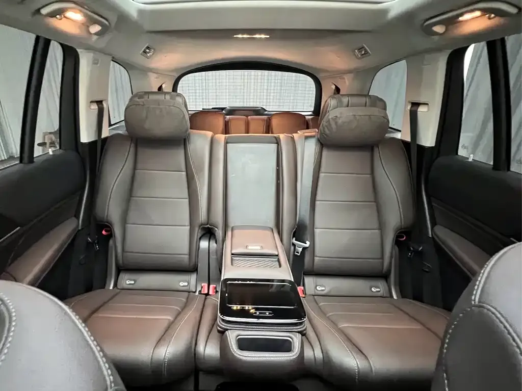 Mercedes-Benz GLS — фото 5