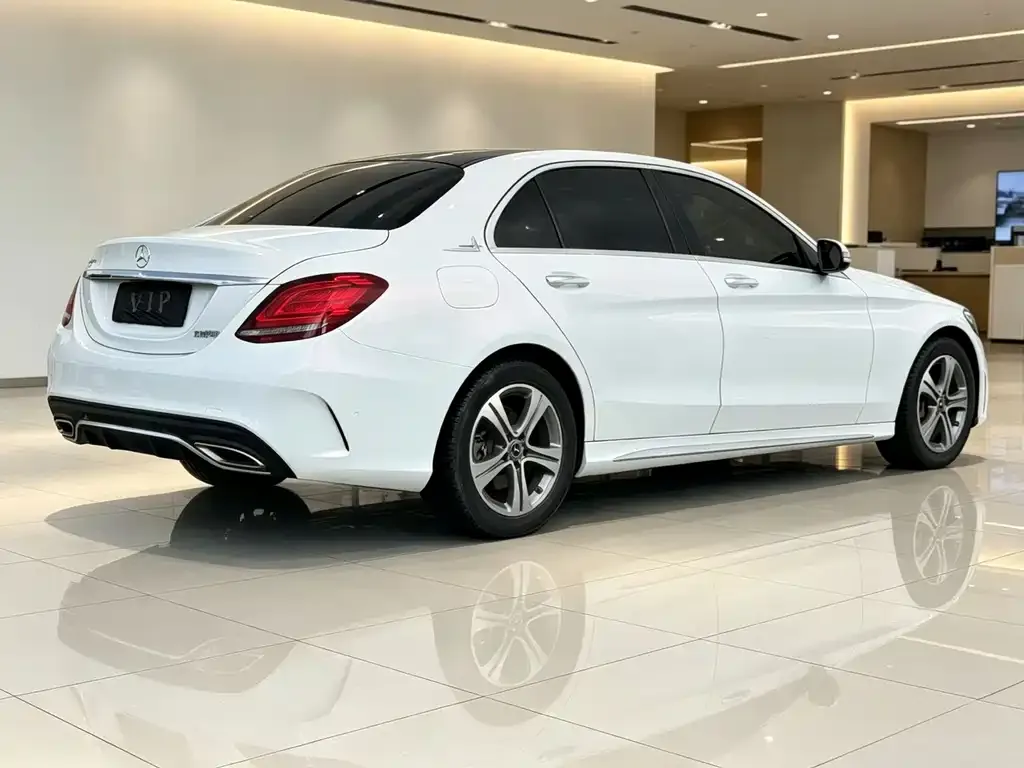 Mercedes-Benz C-Class — фото 8