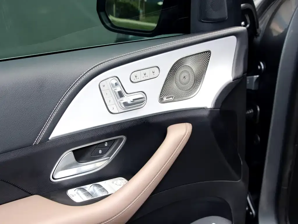 Mercedes-Benz GLE AMG — фото 10