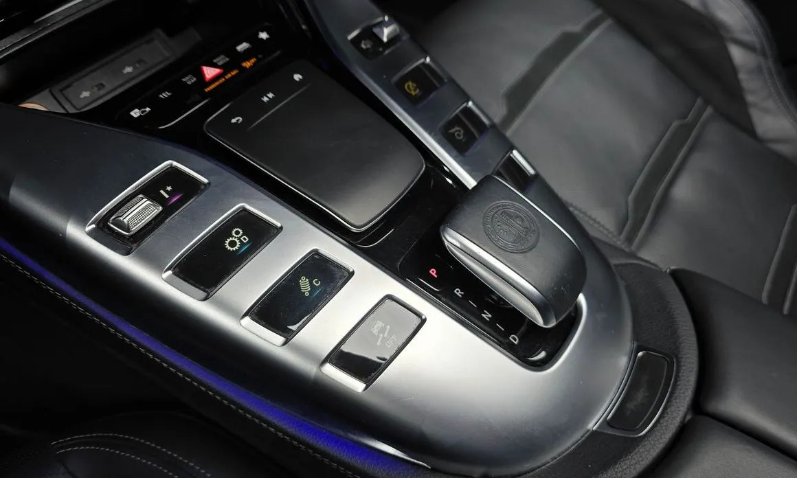 Mercedes-Benz AMG GT — фото 7