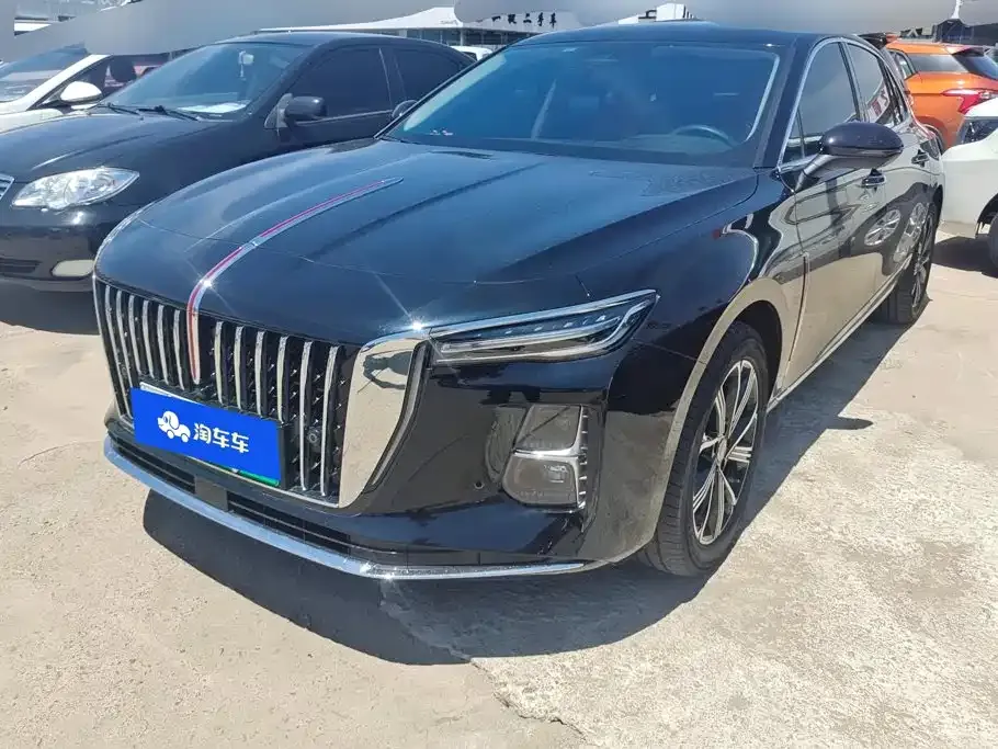 Hongqi H5 PHEV — фото 1
