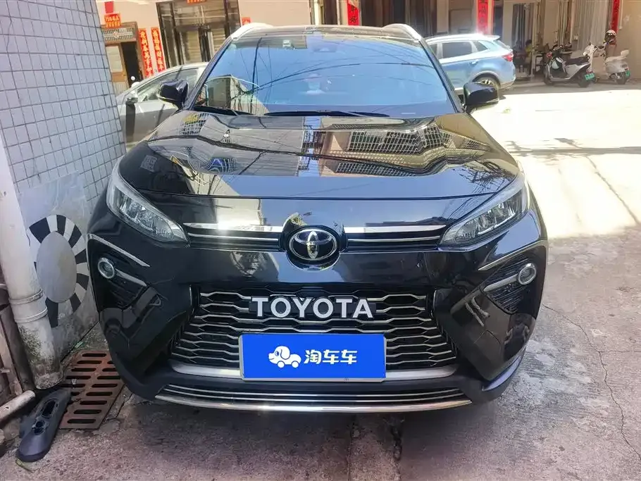 Toyota Wildlander — фото 10