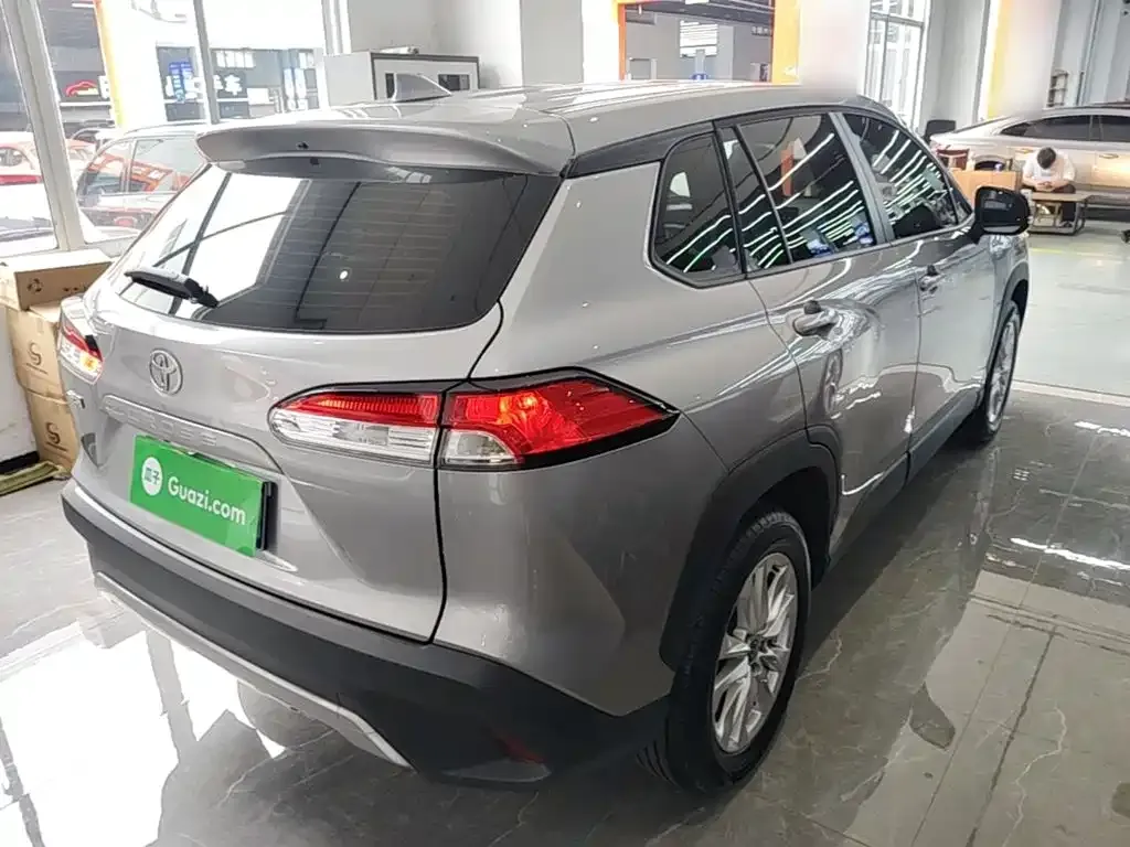 Toyota Corolla Cross — фото 4