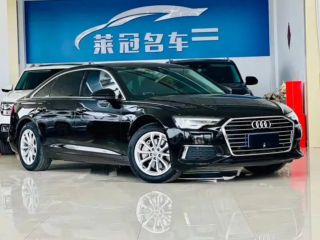 Audi A6L — фото 8
