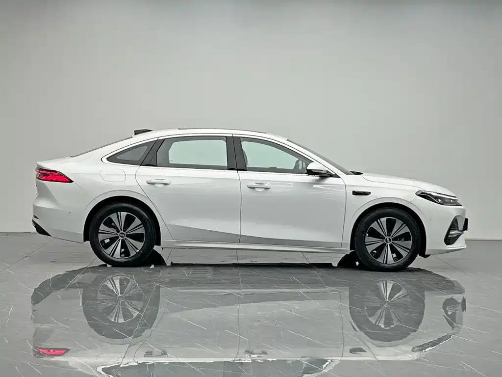 Geely Galaxy A7 EM — фото 5