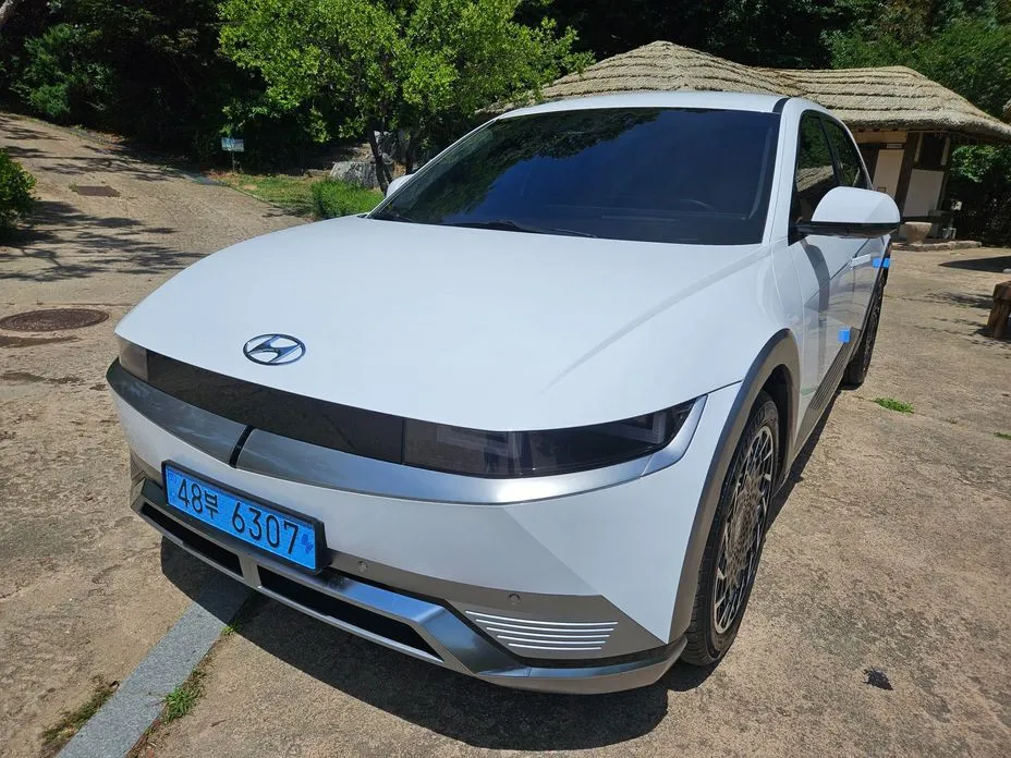 Hyundai Ioniq5 — фото 1