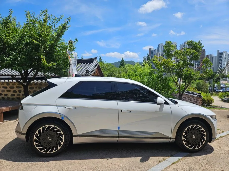 Hyundai Ioniq5 — фото 2