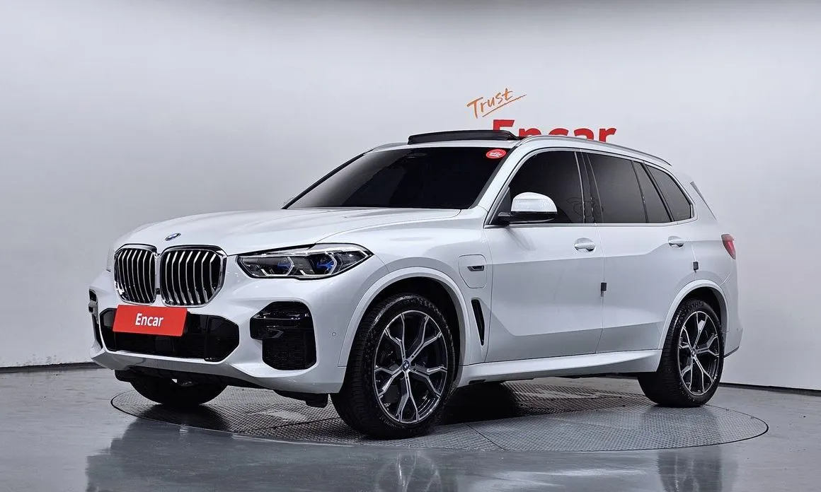 BMW X5 — фото 1