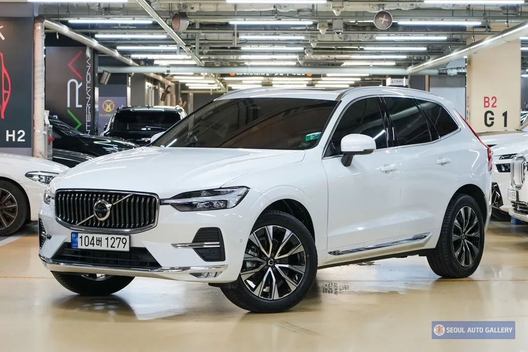 Volvo XC60 — фото 1