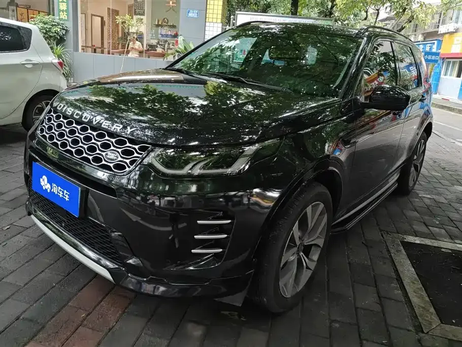 Land Rover Discovery Sport — фото 1