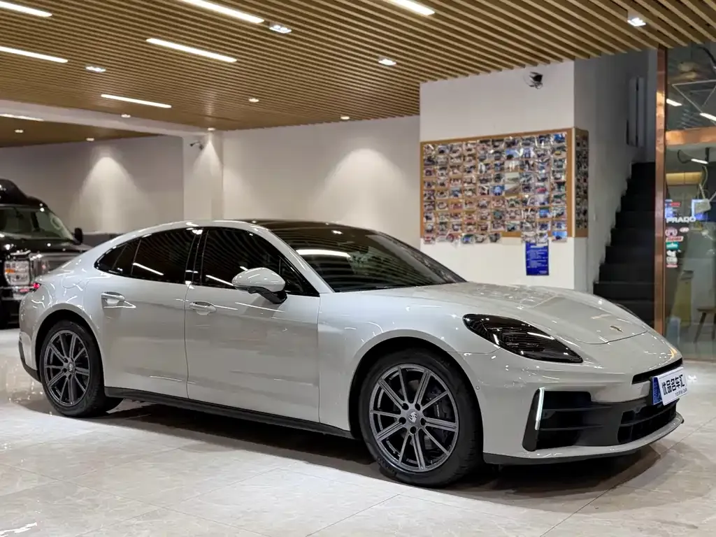 Porsche Panamera — фото 6