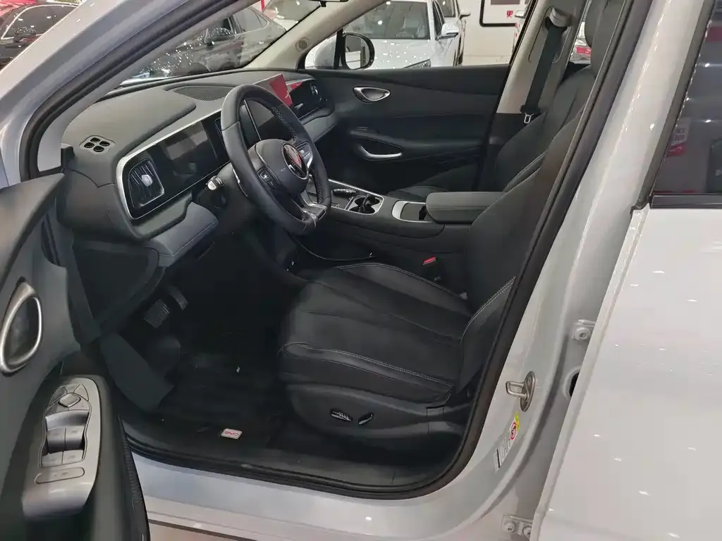 BYD Hiace 05 EV — фото 4