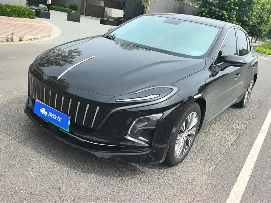 Hongqi E-QM5 — фото 1