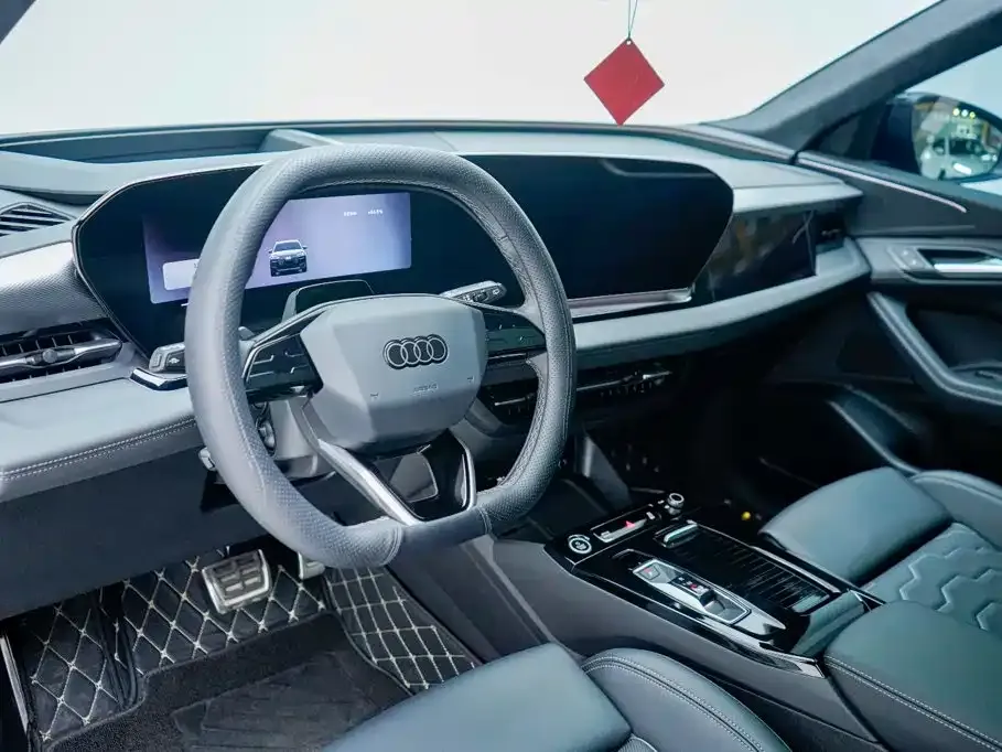 Audi Q6L e-tron — фото 10