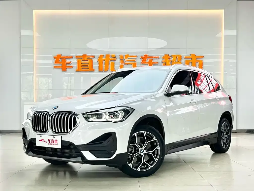 BMW X1 — фото 1