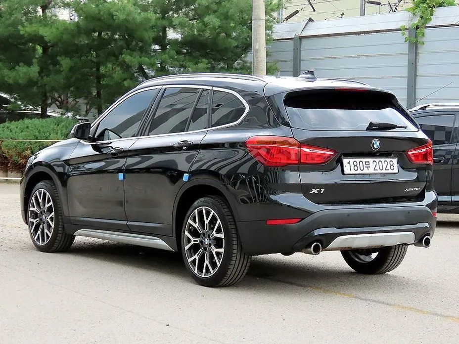 BMW X1 — фото 8