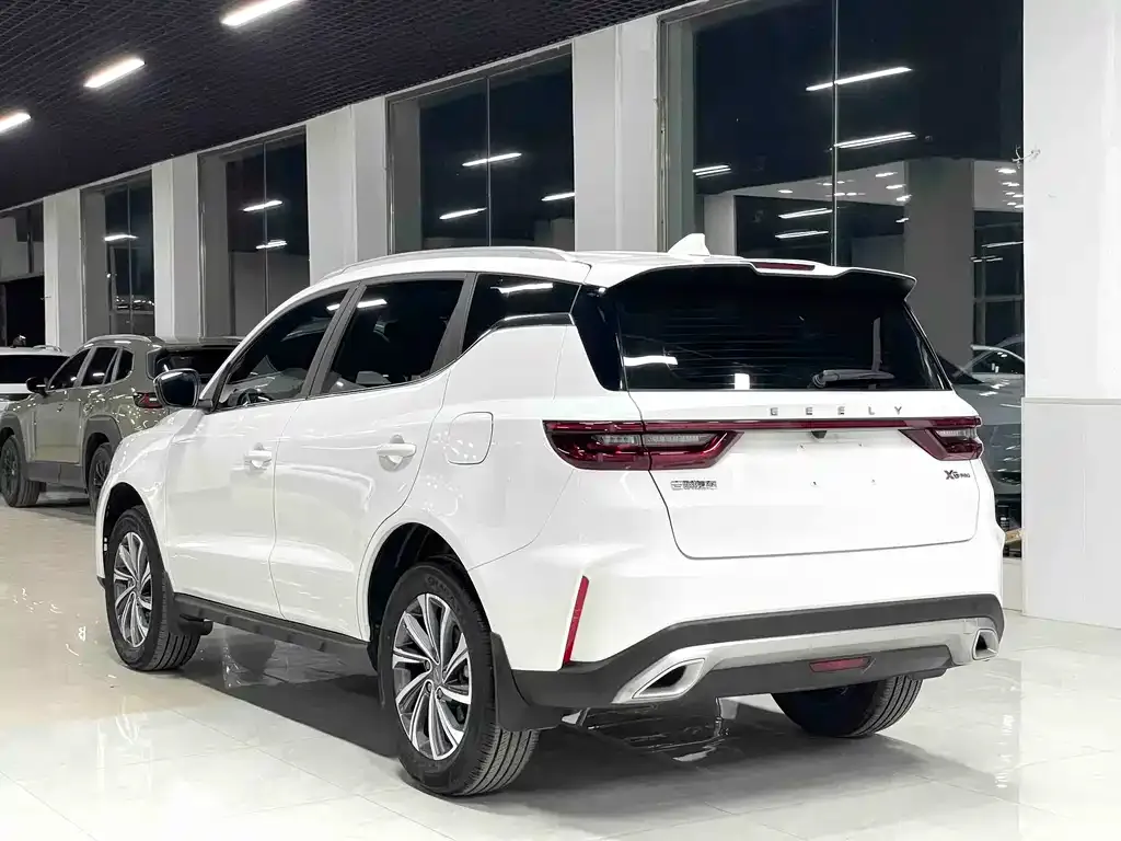 Geely Vision X6 — фото 5