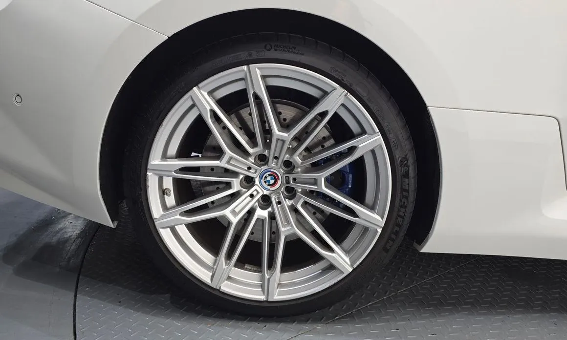 BMW M2 — фото 9