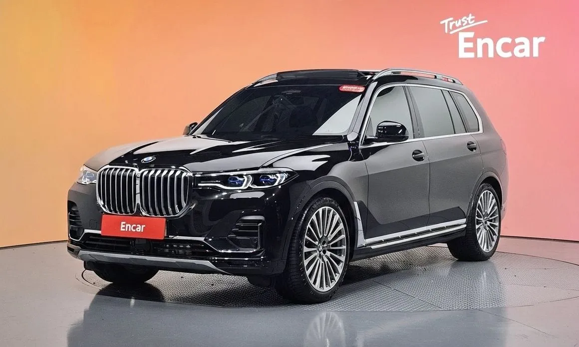 BMW X7 — фото 1